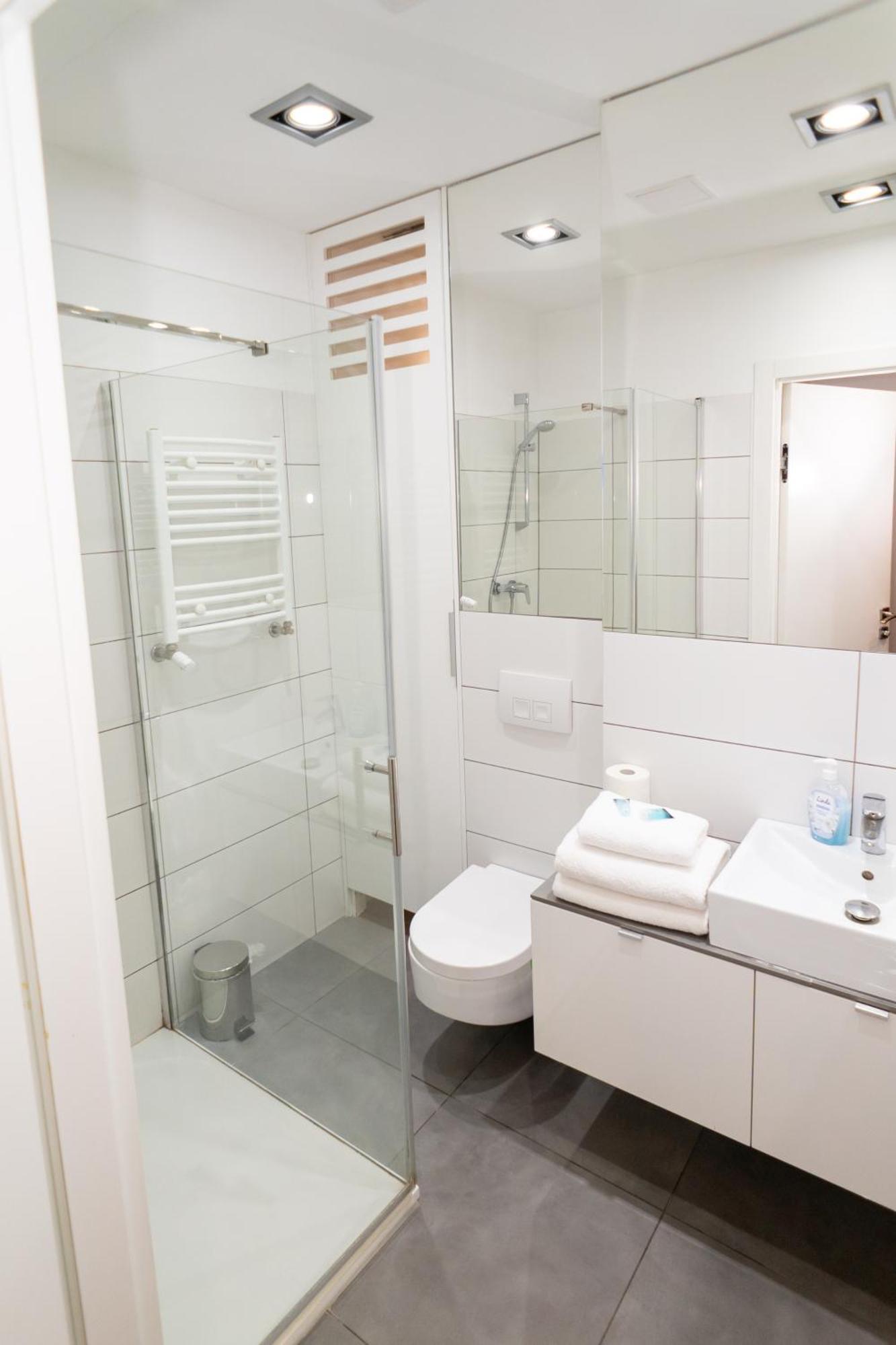Triton Apartments In Warsaw Room photo